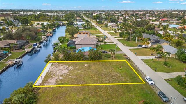 1936 Coral Point DR, Cape Coral, FL 33990