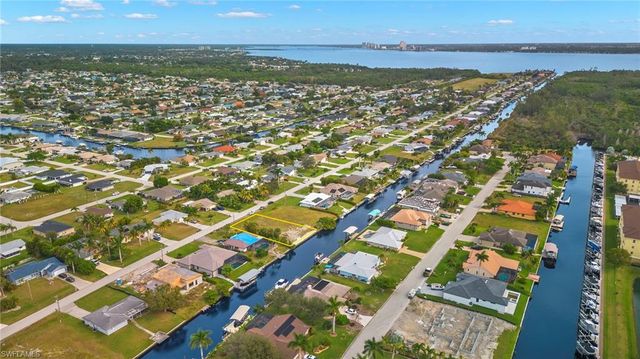 1936 Coral Point DR, Cape Coral, FL 33990