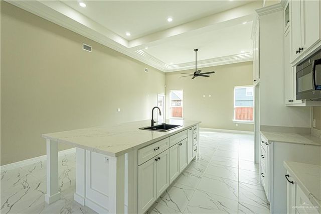 8813 Swan Lake Drive, Harlingen, TX 78550