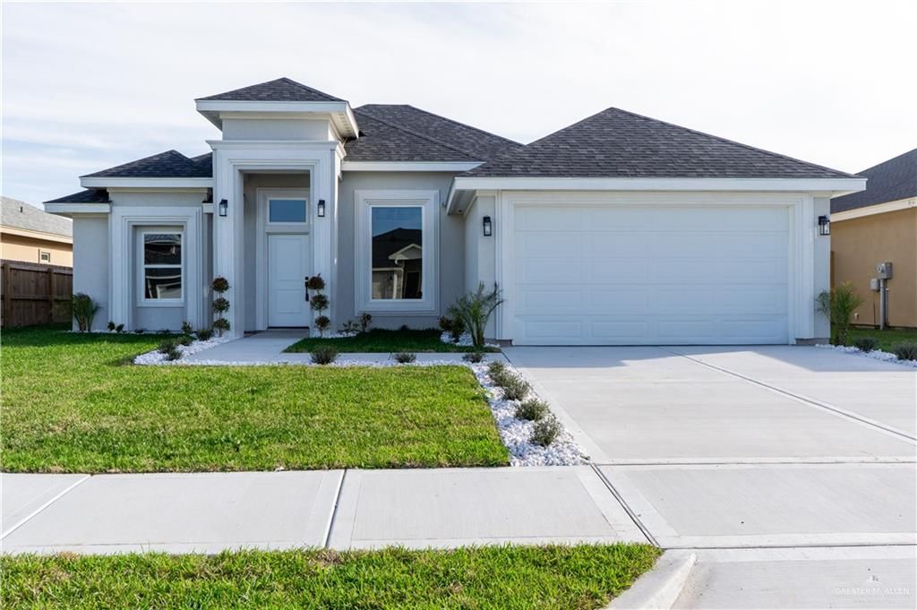 8813 Swan Lake Drive, Harlingen, TX 78550