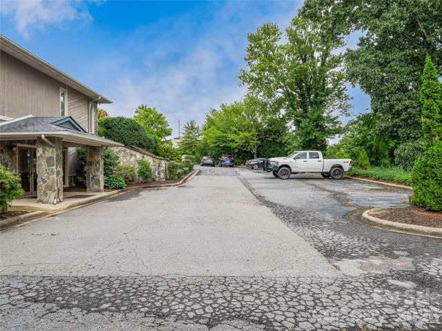 6 Brooklet Street, Asheville, NC 28801