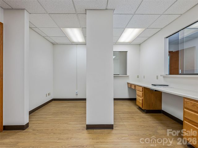 6 Brooklet Street, Asheville, NC 28801