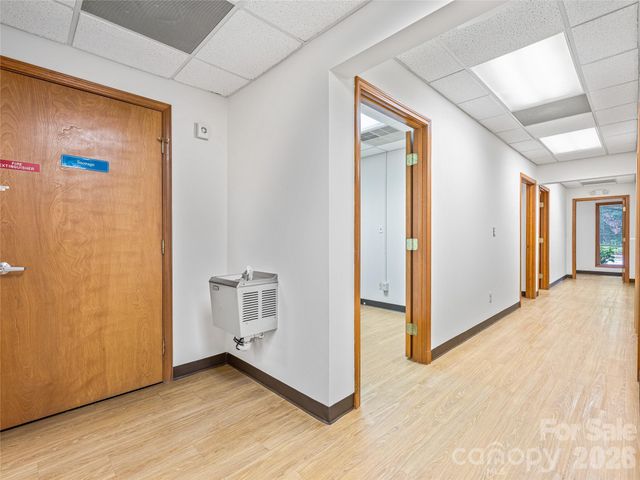 6 Brooklet Street, Asheville, NC 28801