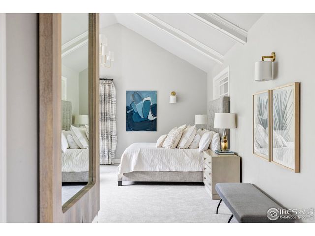 440 Christmas Tree Dr, Boulder, CO 80302