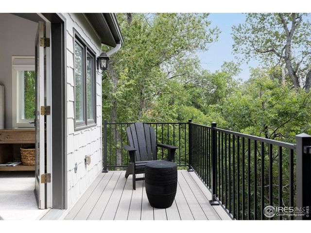 440 Christmas Tree Dr, Boulder, CO 80302