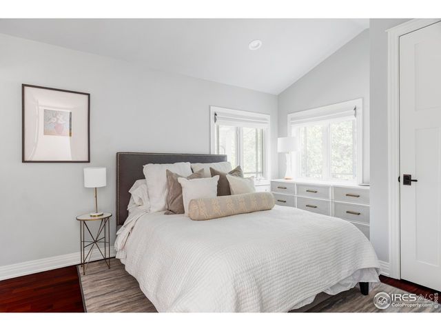 440 Christmas Tree Dr, Boulder, CO 80302