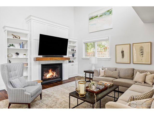 440 Christmas Tree Dr, Boulder, CO 80302