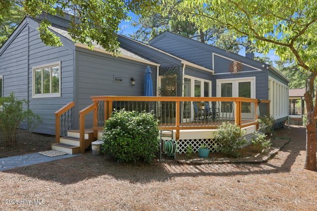 9 Forest Hills Lane, Pinehurst, NC 28374