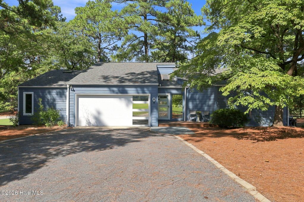 9 Forest Hills Lane, Pinehurst, NC 28374