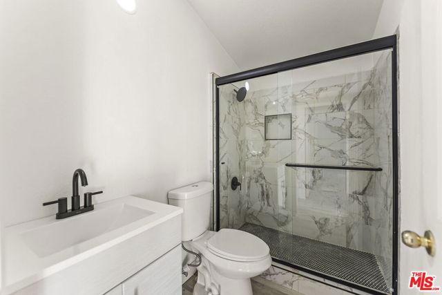 6677 Maricopa Road, Phelan, CA 92371