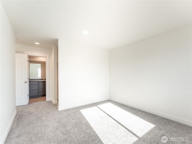 2484 Noah Street SE, East Wenatchee, WA 98802