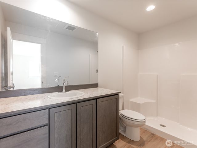 2484 Noah Street SE, East Wenatchee, WA 98802