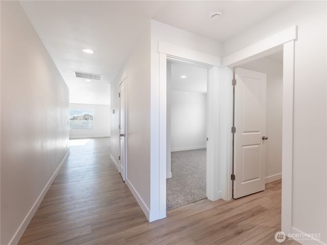 2484 Noah Street SE, East Wenatchee, WA 98802