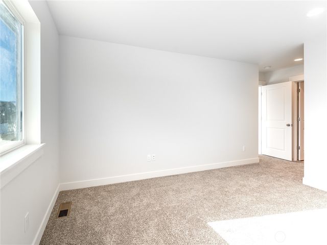 2484 Noah Street SE, East Wenatchee, WA 98802