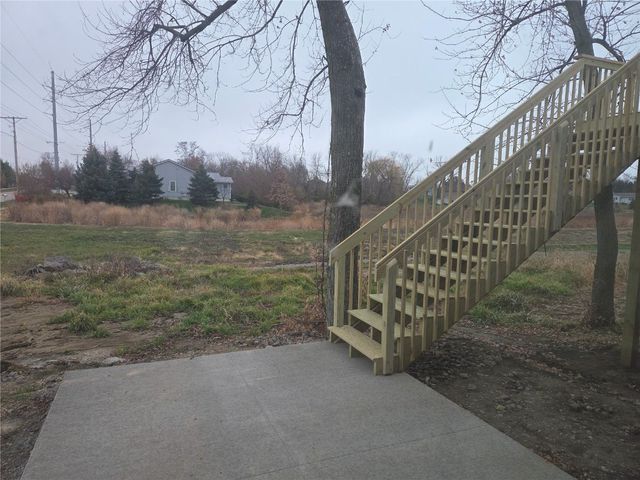 1801 Shady Grove Road SW, Cedar Rapids, IA 52404