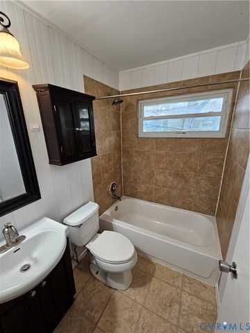 1313 Wembly Rd, Henrico, VA 23229