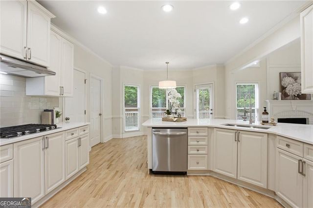 303 N River Laurel Way, Woodstock, GA 30188