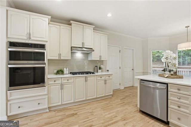 303 N River Laurel Way, Woodstock, GA 30188