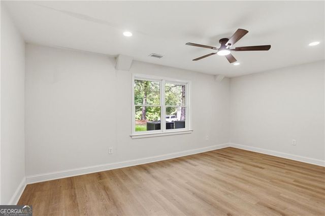 303 N River Laurel Way, Woodstock, GA 30188