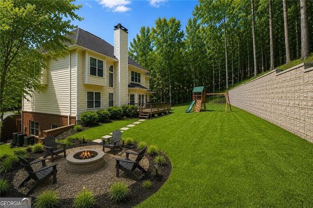 303 N River Laurel Way, Woodstock, GA 30188