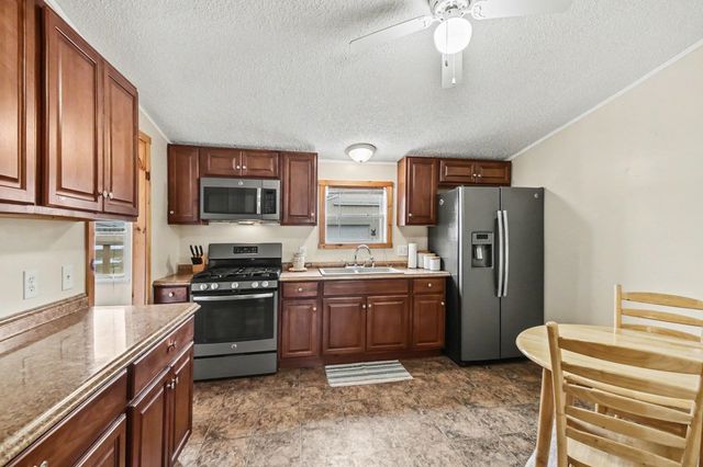 1526 E Miller Road, Midland, MI 48640