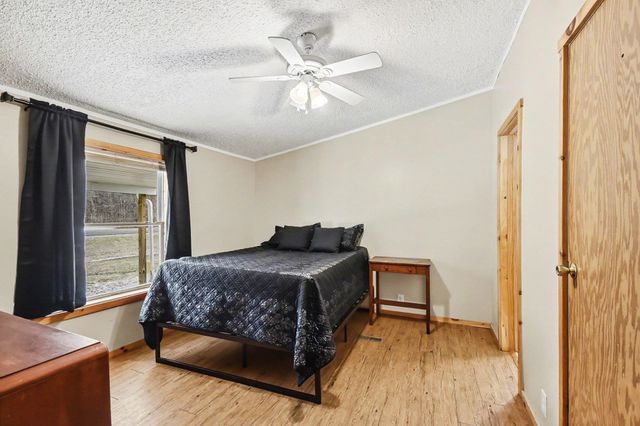 1526 E Miller Road, Midland, MI 48640