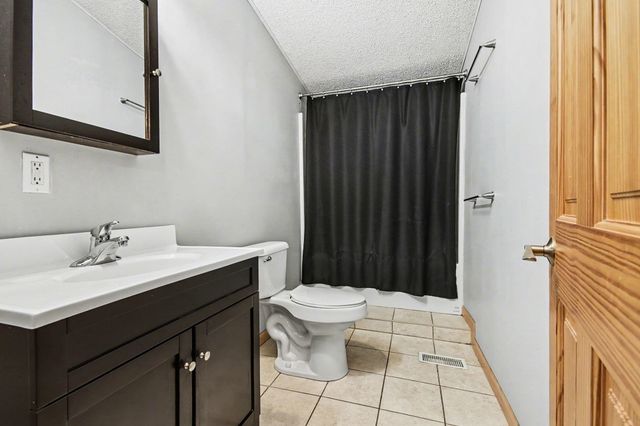 1526 E Miller Road, Midland, MI 48640