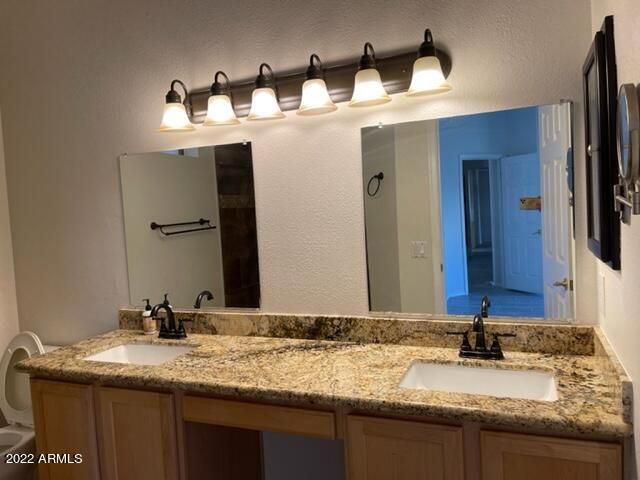3409 E Menadota Drive, Phoenix, AZ 85050