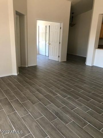 3409 E Menadota Drive, Phoenix, AZ 85050