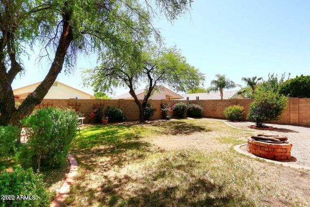 3409 E Menadota Drive, Phoenix, AZ 85050