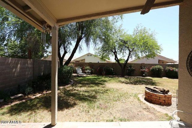 3409 E Menadota Drive, Phoenix, AZ 85050