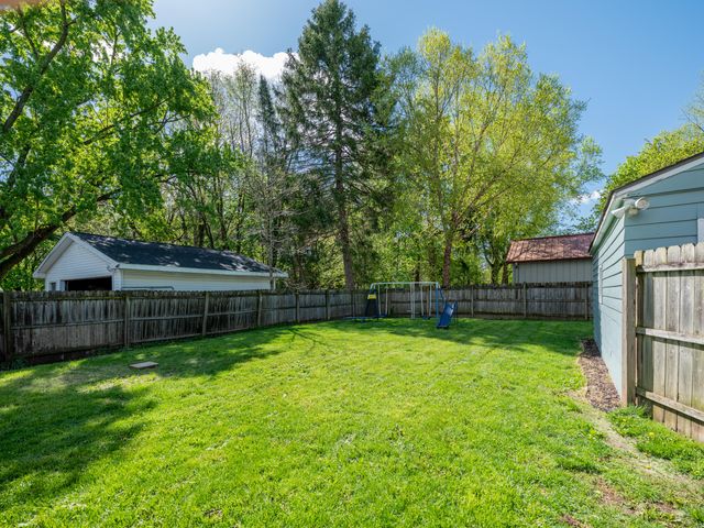 1803 Greenview Avenue, Portage City, MI 49024