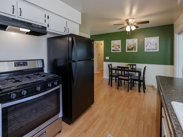1803 Greenview Avenue, Portage City, MI 49024