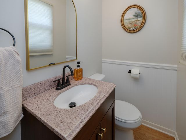 1803 Greenview Avenue, Portage City, MI 49024