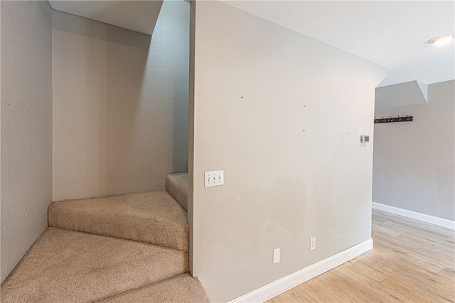 15337 Valley View Road, Fayetteville, AR 72704