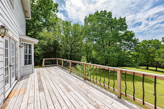 15337 Valley View Road, Fayetteville, AR 72704