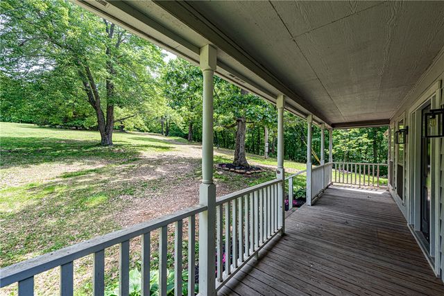 15337 Valley View Road, Fayetteville, AR 72704