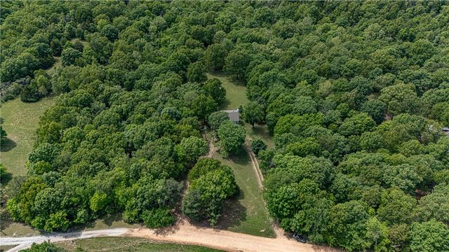 15337 Valley View Road, Fayetteville, AR 72704
