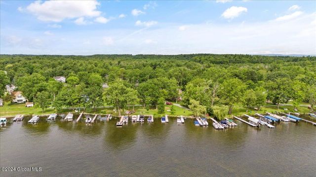 24 Locust Road, Malta, NY 12020