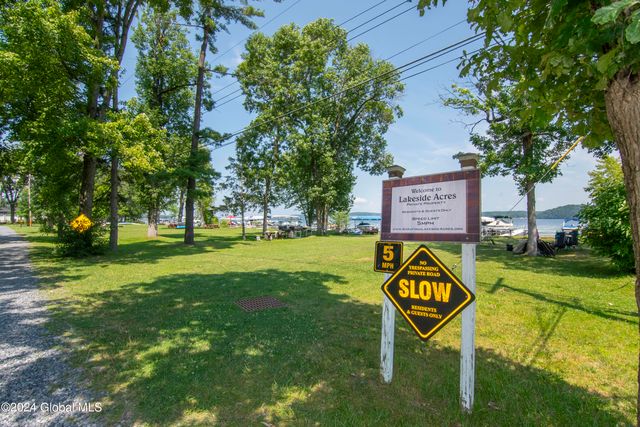24 Locust Road, Malta, NY 12020