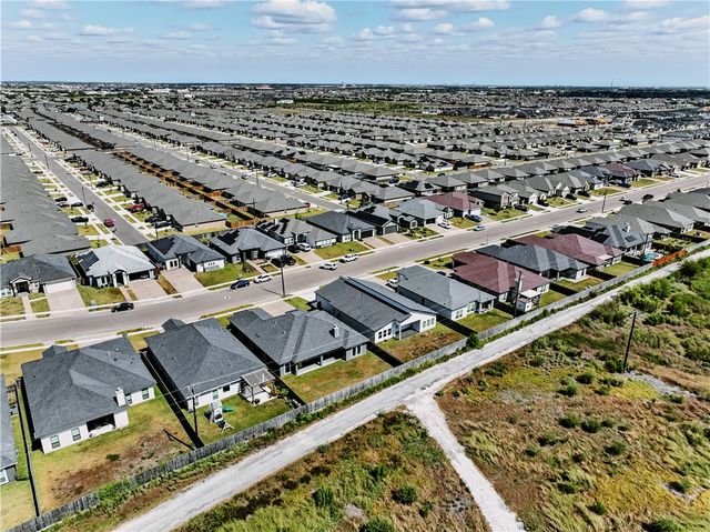 7710 Krypton Dr, Corpus Christi, TX 78414