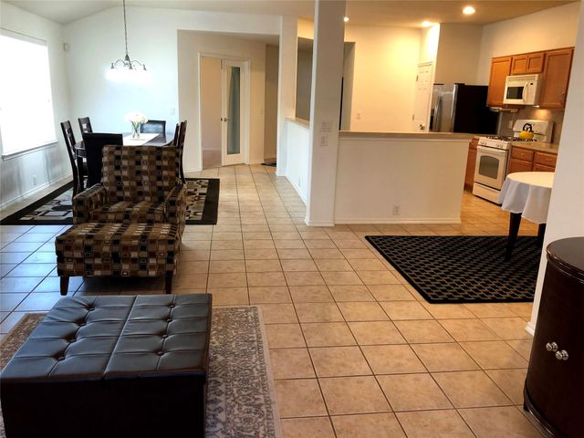 4611 Pin Oak Creek Lane, Kingwood, TX 77345