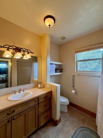 29 Holiday Loop, Tijeras, NM 87059
