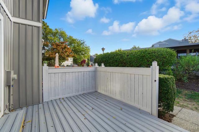 65 Twin Lakes Drive, Fairfield, OH 45014