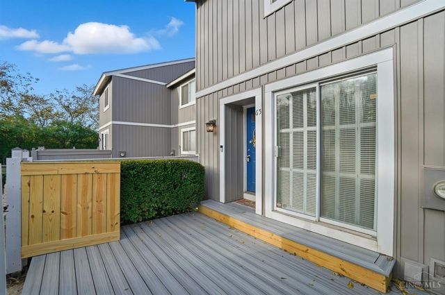 65 Twin Lakes Drive, Fairfield, OH 45014