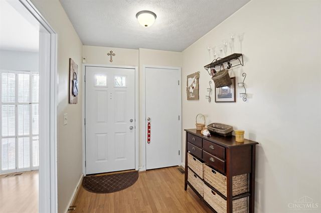 65 Twin Lakes Drive, Fairfield, OH 45014