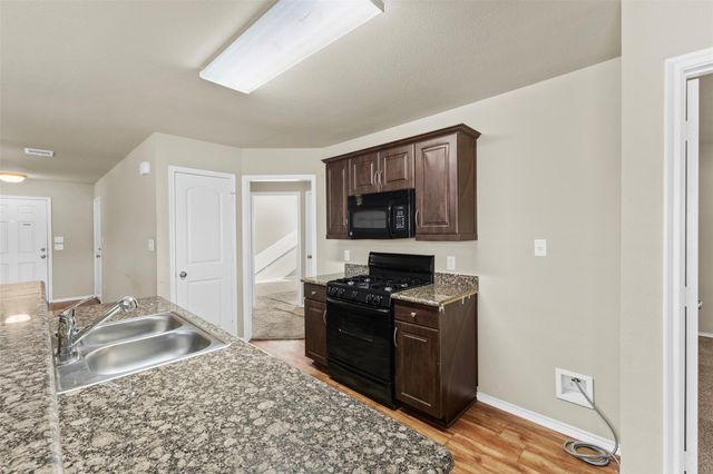 1134 Cottage Grove Circle, Bryan, TX 77801