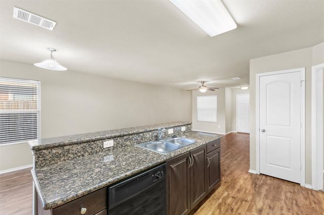 1134 Cottage Grove Circle, Bryan, TX 77801