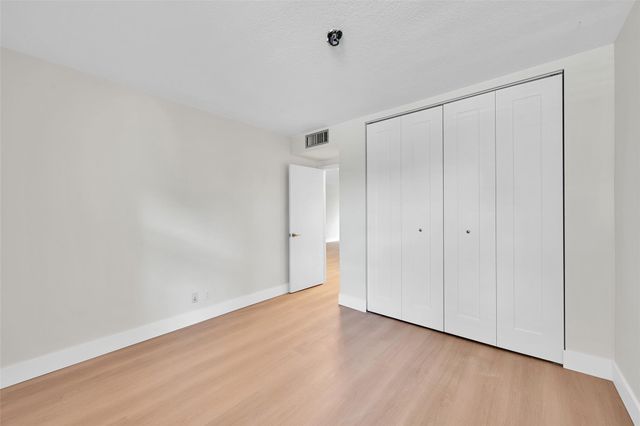 8411 Forest Hills Dr 206, Coral Springs, FL 33065