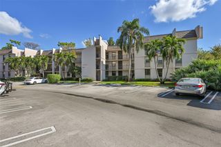 8411 Forest Hills Dr 206, Coral Springs, FL 33065